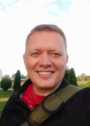 Олег, 51, Россия, Губкинский