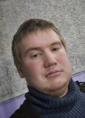 Коля из Москвы 23 года
