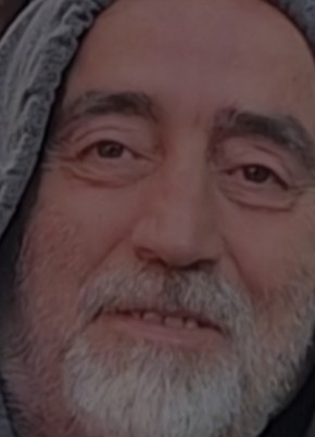 Emre из İstanbul 50 лет
