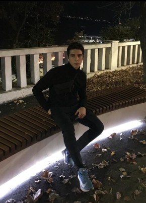 Ivan, 21, Bulgaria, Varna