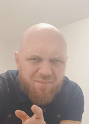 Aleksandr, 39, Russia, Hurzuf