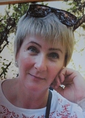 Юлия Исаева, 55, Россия, Луга
