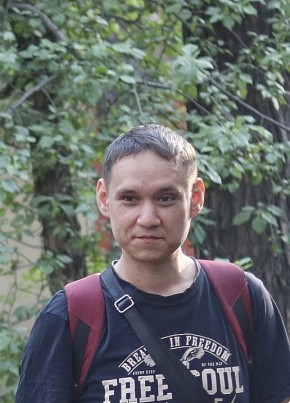 Максим из Екатеринбурга 37 лет