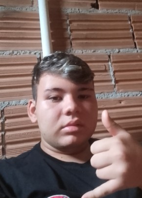 Thales из Guaratinguetá 18 лет