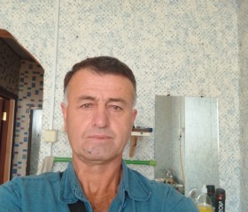 Bakhrom, 52, Dushanbe