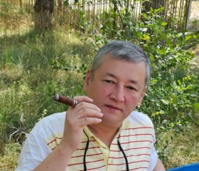 Erkin, 52, Senec