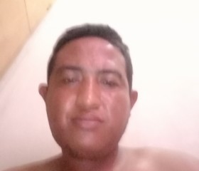 Ardi, 38, Singaraja