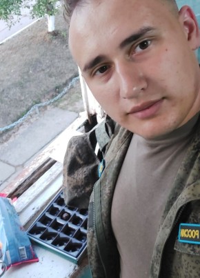 Максим, 25, Россия, Москва