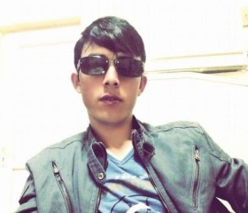 Malik, 29, Farkhor