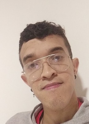 José из Santafe de Bogotá 23 года