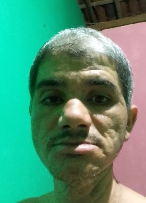 Reginaldo, 36, República Federativa do Brasil, Guanambi