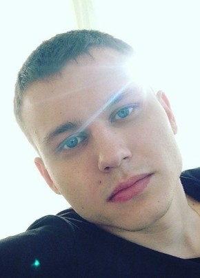 Дмитрий из Воронежа 26 лет