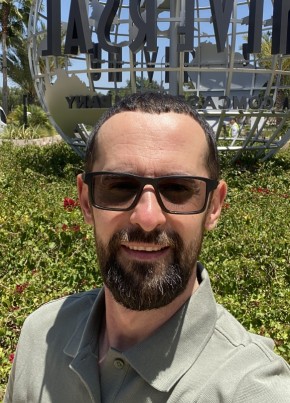 Oleg из Los Angeles 42 года