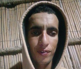 Mohamed makoua, 27 лет, أڭادير