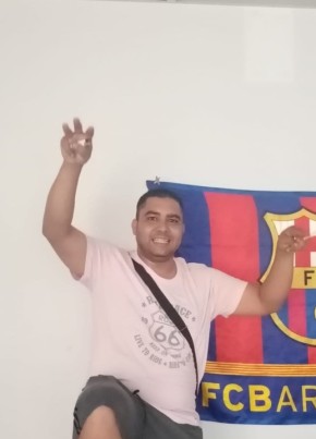 Mohamed, 21, Estado Español, l'Hospitalet de Llobregat