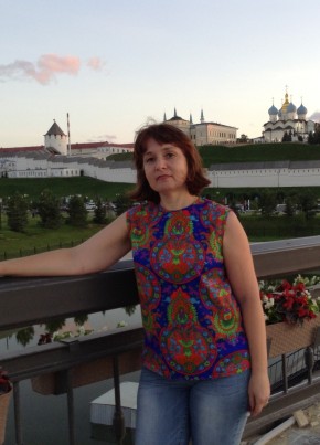 Юлия , 59, Россия, Казань
