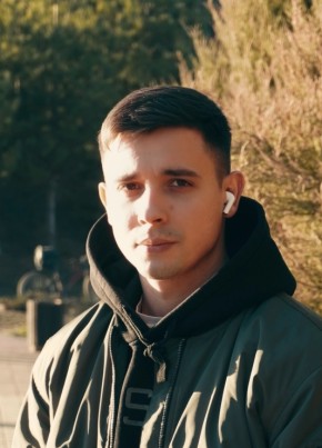 Дмитрий из Москвы 26 лет