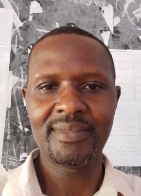 Timothy Baraza из Kampala 45 лет