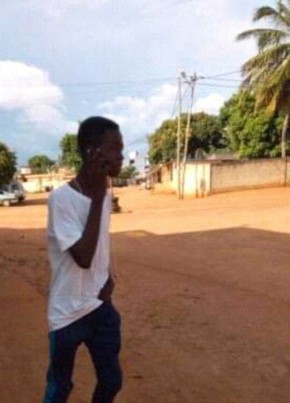 douti Abraham, 25, République Togolaise, Lomé