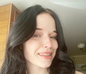 Anastasiya, 21, Volkhov