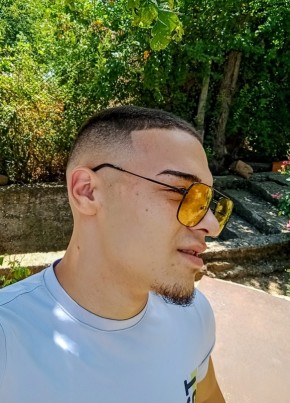 Alex из Софии 18 лет