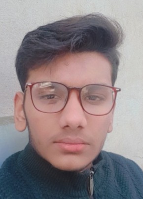 Arham, 18, Pakistan, Lahore