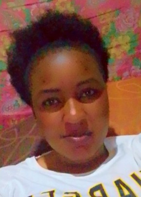 Vivian, 29, Kenya, Nairobi