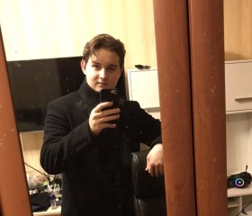 Арсений, 22 года, Москва