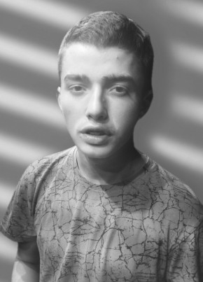 Александр, 20, Россия, Новошахтинск
