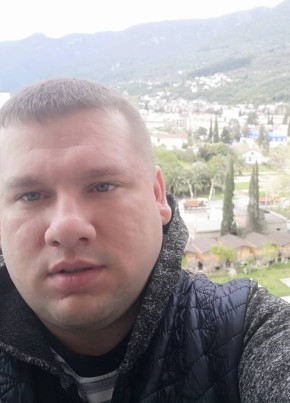 Олег, 33, Россия, Железногорск (Красноярский край)