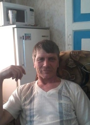 Анатолий из Рубцовска 69 лет