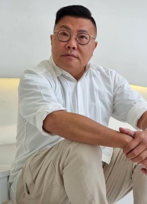 Ken Lee, 57, 中华人民共和国, 台北市
