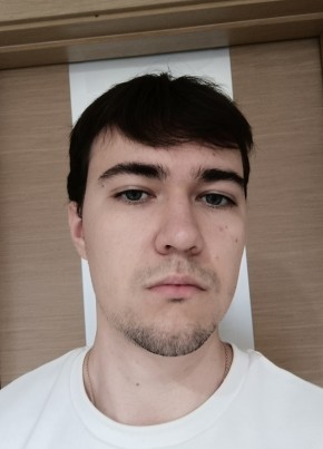 Никита из Екатеринбурга 19 лет