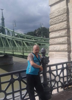 Lajos, 37, A Magyar Népköztársaság, Budapest