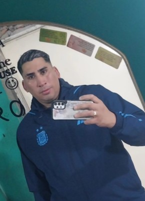 Luis из Ciudad de La Santísima Trinidad y Puerto de Santa María del Buen Ayre 38 лет