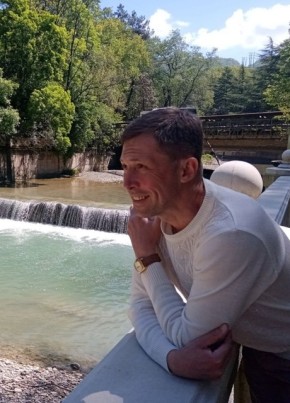 Алексей из Курска 44 года