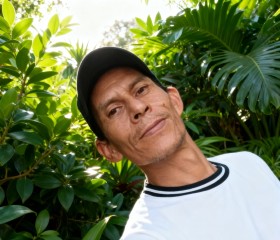 Miguel Ángel, 53, Campana