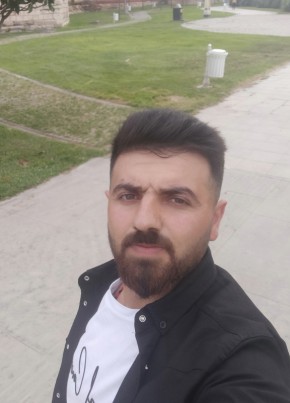 Serkan, 23, Türkiye Cumhuriyeti, Başakşehir