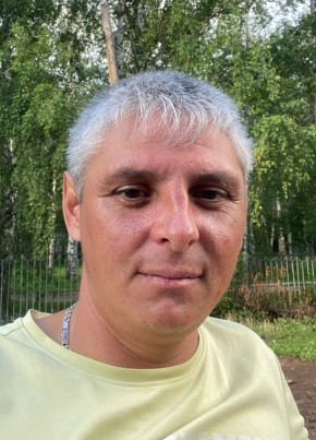 Ринат из Отрадныя 42 года