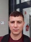 Serghei, 39  , Ieper