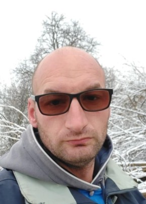 Milun, 40, Serbia, Nis