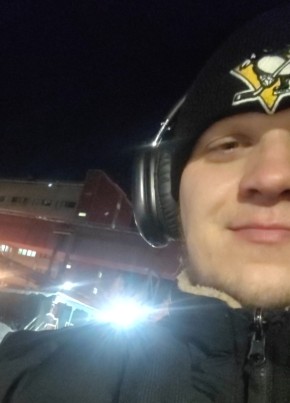 Максим из Костомукши 33 года