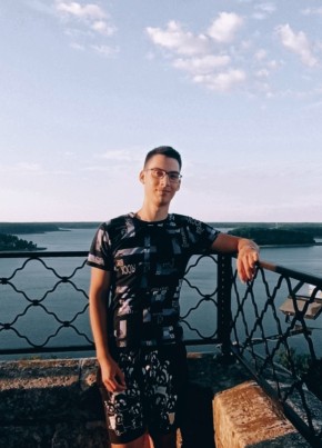 Олег, 21, Россия, Тверь
