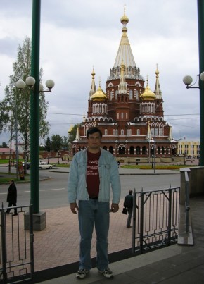 Роман, 53, Россия, Москва