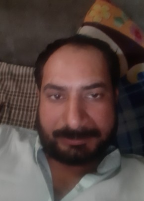 Terer, 27, Pakistan, Islamabad