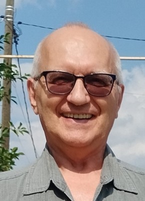 Сергей из Саратова 68 лет