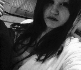 Olga, 28, Moscow