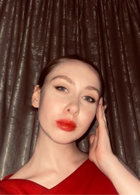 Полина из Красноярска 22 года
