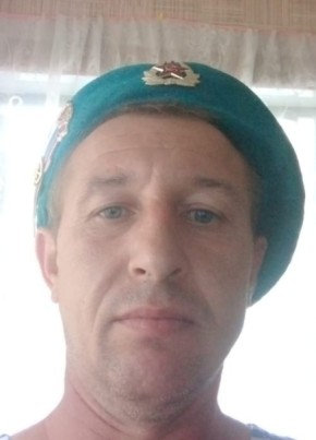 Сергей из Борисоглебска 46 лет