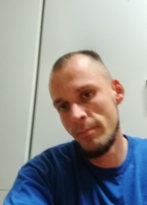 Lars, 35, Schweizerische Eidgenossenschaft, Zuerich